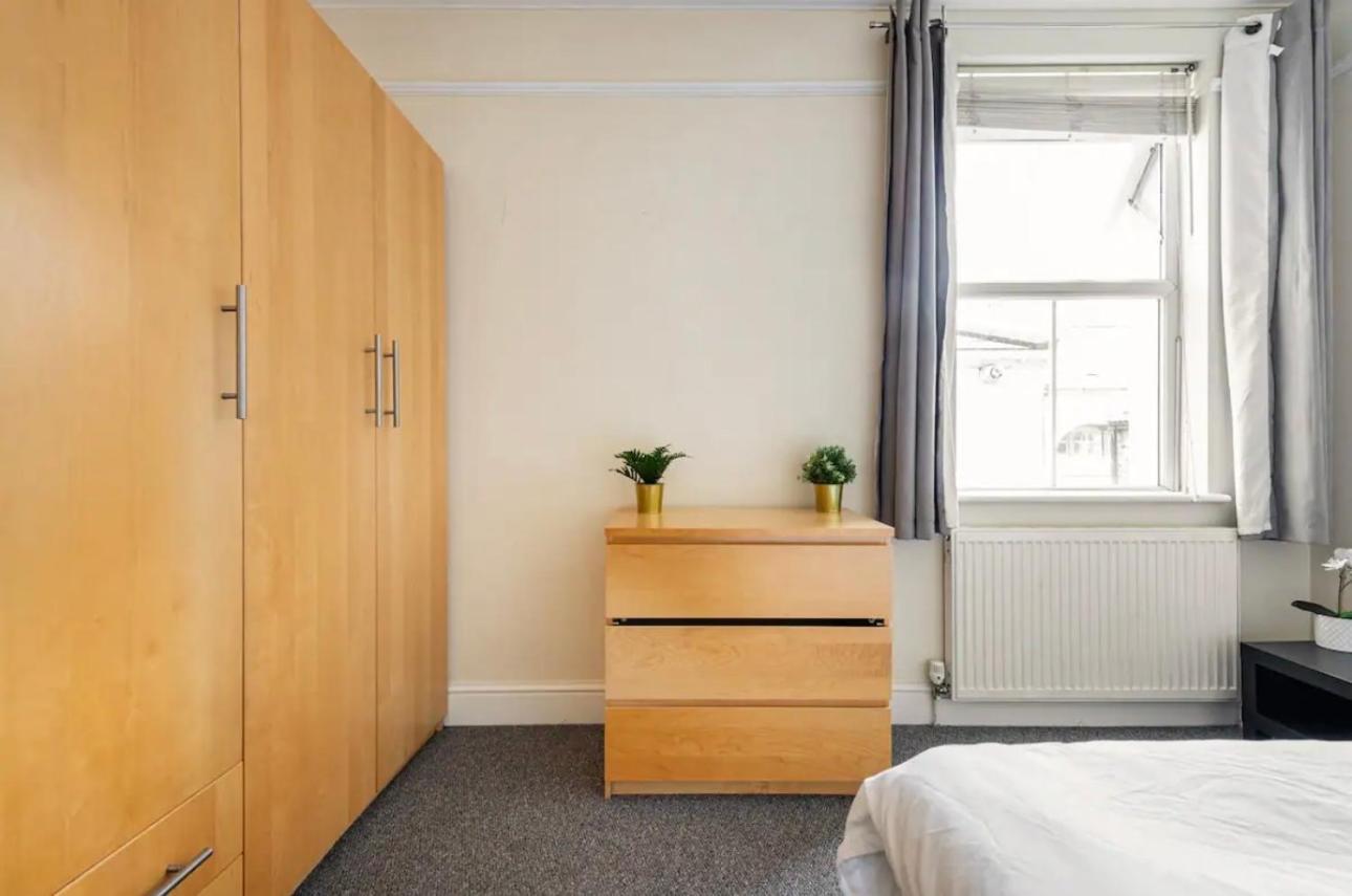 Lovely 3-Bed 20 Minutes To Central London Exterior photo