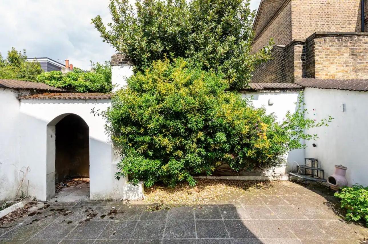 Lovely 3-Bed 20 Minutes To Central London Exterior photo